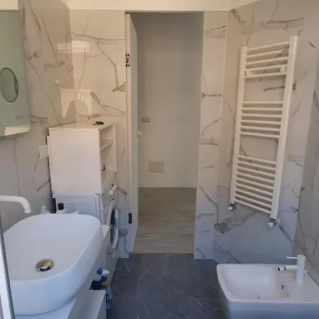 Lägenhet Casa Zona Garibaldi-isola Milano